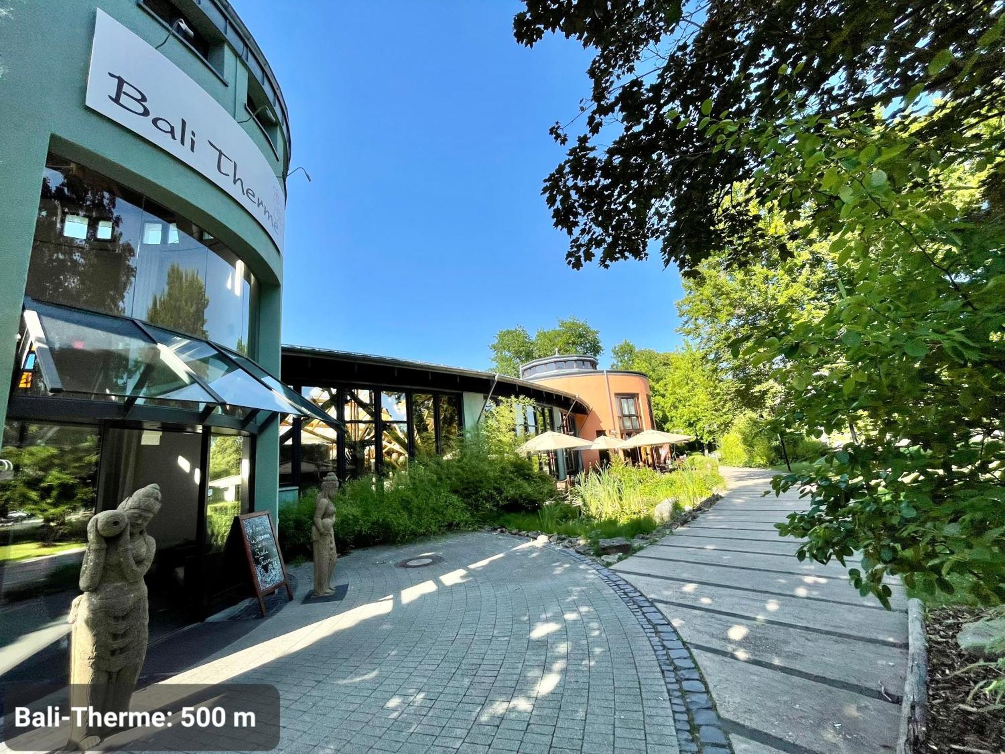 Top-Lage, 400 M Bis Gop, Bali-Therme Und Kurpark - Hdz - Parkplatz Bad Oeynhausen Extérieur photo